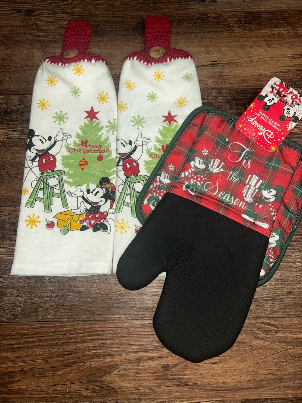 Mickey and Minnie Mouse Christmas Kitchen Set